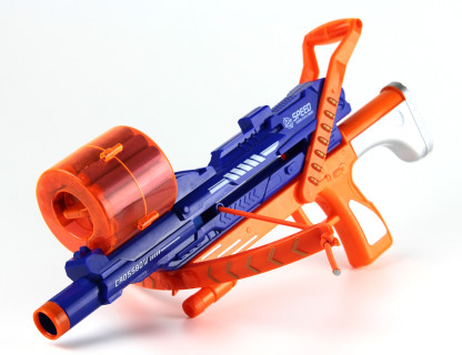 Автомат на поролоновых пулях 779-2 стреляет присосками