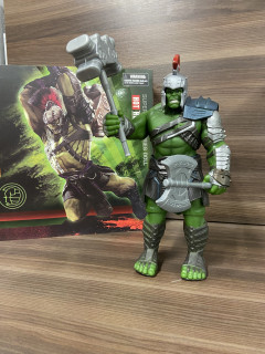 Игровая фигурка "Халк Гладиатор" 3333 с аксессуарами