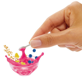 Игровой набор для творчества "Создай кафе"  MGA's Miniverse 505396 серии "Mini Food 3"