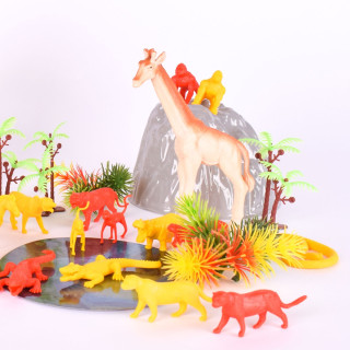 Игровой набор фигурок Дикие Животные FUN BANKA 320385-UA мини 38 предметов