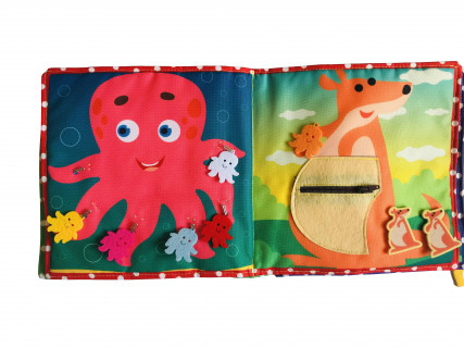 Текстильна розвиваюча книга для малят Bambini 