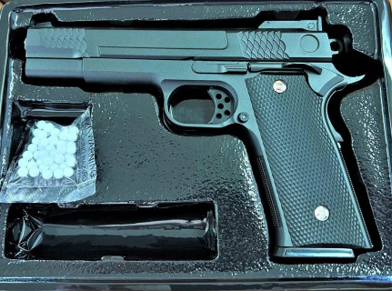 Детский пистолет на пульках "Браунинг (Browning HP)" Galaxy G20+ черный с кобурой